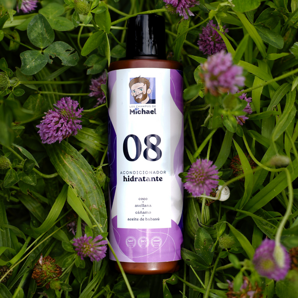 Acondicionador 08 hidratante con coco, avellana, cáñamo y babasú